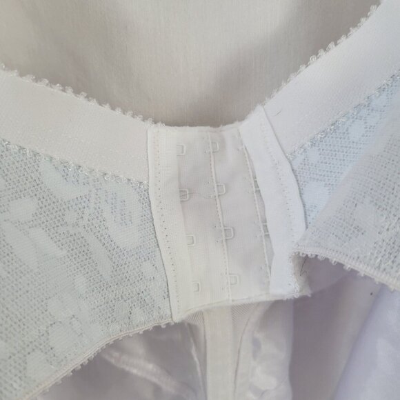 Playtex Wireless Bra Size 44G 18-Hour Ultimate Shoulder Comfort Strap #4693 EUC - Picture 5 of 7